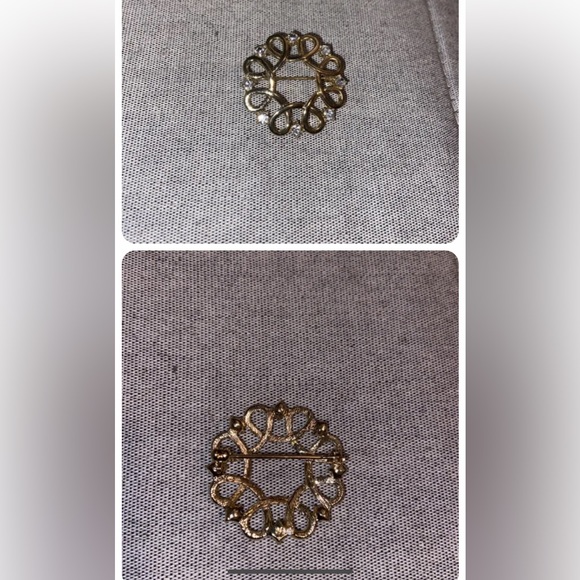 Vintage brooches CATAMORE & Vintage Monet. Please see description for details. - Picture 3 of 3